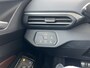 Volkswagen ID.4 First 204pk 77 kWh / Navigatie / Camera / App-Connect / Stuur & Stoelverwarming / Parkeersensoren Voor & Achter / 20" LMV