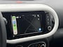 Renault Twingo Z.E. R80 Intens / SOH 96% / Navigatie / Camera / All Season Banden / Cruise / Clima / Apple Carplay & Android Auto / Stoelverwarming / DAB / LED /
