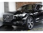Volvo XC60 T5 Automaat AWD Inscription | Parkeersensoren voor + achter | Semi-Electrische wegklapbare trekhaak | Elektrische bestuurdersstoel | Verwarmbare voorstoelen | Apple carplay/Android auto | Elektrische achterklep | DAB | 19 inch Lichtmetalen velgen |