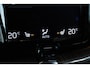 Volvo XC60 T5 Automaat AWD Inscription | Parkeersensoren voor + achter | Semi-Electrische wegklapbare trekhaak | Elektrische bestuurdersstoel | Verwarmbare voorstoelen | Apple carplay/Android auto | Elektrische achterklep | DAB | 19 inch Lichtmetalen velgen |