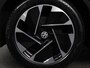 Volkswagen ID.3 Life 58 kWh | Climate control | Navigatie | Cruise control | Parkeersensoren voor + achter | LED Voorstoelen verwarmd | Apple Carplay/ Android Auto