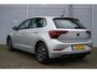 Volkswagen Polo 1.0 TSI 95pk Life | Apple Carplay & Android Auto | Parkeersensoren V+A | All Season Banden