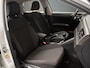 Volkswagen Polo 1.0 TSI Comfortline Sport (APPLE CARPLAY,GROOT NAVI,ADAPTIVE CRUISE,TREKHAAK,LED,SPORTSTOELEN,NETTE STAAT)