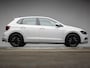 Volkswagen Polo 1.0 TSI Comfortline Sport (APPLE CARPLAY,GROOT NAVI,ADAPTIVE CRUISE,TREKHAAK,LED,SPORTSTOELEN,NETTE STAAT)