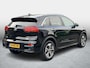 Kia Niro EV e-Niro ExecutiveLine 64 kWh SoH 95,8% / 3 Fase / Warmtepomp / 4x Stoelverwarming / Stoel ventilatie / Dealeronderhouden /