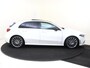 Mercedes-Benz A-klasse 180 Premium | AMG-Line | Panorama-dak | Multi-spaaks 19"