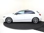 Mercedes-Benz A-klasse 180 Premium | AMG-Line | Panorama-dak | Multi-spaaks 19"