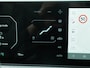 Kia EV3 Plus 81.4 kWh - Stoel/Stuur verwarming - Apple Carplay/Android Auto - Navigatie - Achteruitrij camera - Keyless entry - Fabrieksgarantie t/m 12-12-2032