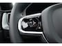 Volvo XC60 2.0 T8 Plug-in hybrid AWD Ultra Black Edition | Facelift | Trekhaak |  Luchtvering | 22 inch | HUD | Pano |