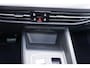 Volkswagen Golf 1.4 eHybrid 245pk Style | SoH 92% | Panoramadak | Trekhaak | Achteruitrijcamera