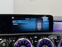 Mercedes-Benz A-klasse 180 Business Solution AMG Airco ECC | Panorama | Trekhaak | Matrix LED | Memory | Sfeer | Camera | Isofix | NAp