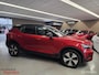 Volvo XC40 1.5 T4 Recharge R-Design|Fusion Red Metallic|CAM|Stoel/Stuur verwarm|Carplay