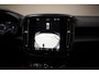 Volvo XC40 Recharge Ultimate FACELIFT 70 kWh 3-Fase [ Panorama LED Navi 360°cam Trekhaak ]