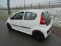Peugeot 107 Peugeot 107 1.0 benzine 5 deurs airco 136.000km