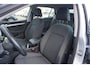 Volkswagen Golf 1.0 TSI 110pk Life | Achteruitrijcamera | Navigatie | Sfeerverlichting