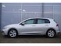Volkswagen Golf 1.0 TSI 110pk Life | Achteruitrijcamera | Navigatie | Sfeerverlichting