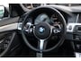 BMW 5-Serie Touring M550xd LCI DEALER OH PANO ACC 360 H&K