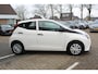 Toyota Aygo X X-FUN 5-DEURS EL-RAMEN AIRCO USB BLUETOOTH RADIO CENTR. PORTIER VERGR.