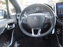 Peugeot 208 1.6 Benzine Allure Blossem 5-Deurs * Groot Touch Screen Google Maps Spotify via Apple Car Play * Trekhaak * Climate & Cruise Control * L.M. Velgen * Vingerhoets; Vierde Generatie Eersteklas Service !