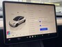 Tesla Model Y Performance AWD 75 kWh / Panodak / Stuurverwarming / Stoelverwarming V+A / Vol-Leder / Elektr.-Stoelen / Dodehoek-Detectie / Keyless / LED / Navi / 21'' LMV / ENZ.