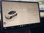 Tesla Model Y Performance AWD 75 kWh / Panodak / Stuurverwarming / Stoelverwarming V+A / Vol-Leder / Elektr.-Stoelen / Dodehoek-Detectie / Keyless / LED / Navi / 21'' LMV / ENZ.