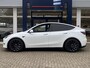 Tesla Model Y Performance AWD 75 kWh / Panodak / Stuurverwarming / Stoelverwarming V+A / Vol-Leder / Elektr.-Stoelen / Dodehoek-Detectie / Keyless / LED / Navi / 21'' LMV / ENZ.