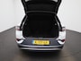 Volkswagen ID.4 First 77 kWh 204 PK| Origineel Nederlands | 1e Eigenaar | Stoelverwarming | Stuurwielverwarming | Navigatie | Achteruitrijcamera | Artvelours