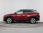 Hyundai Tucson 1.6 T-GDI PHEV COMFORT SMART 4WD | SoH 98%! | DE LUXE | TWOTONE | TREKHAAK | PDC VOOR | CLIMA | CRUISE | CAMERA | I-KEY | NAVI | STOELVERWARMING | 19'' LM VELGEN |
