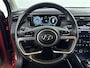 Hyundai Tucson 1.6 T-GDI PHEV COMFORT SMART 4WD | SoH 98%! | DE LUXE | TWOTONE | TREKHAAK | PDC VOOR | CLIMA | CRUISE | CAMERA | I-KEY | NAVI | STOELVERWARMING | 19'' LM VELGEN |