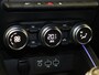 Renault Clio 1.0 TCe Intens | Navigatie | Pack Look 17 | Carplay | cruise control | climate control | Camera | kunstlederen/stof bekleding | LED koplampen | lichtmetalen velgen 17'' |