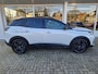 Peugeot 3008 1.6 HYbrid 225 GT | Navigatie | Achteruitrijcamera | Dodehoek sensoren | Parkeersensoren V+A | Verwarmbare voorstoelen