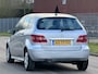 Mercedes-Benz B-klasse 170 Automaat*Navigatie*Carplay*Navigatie*NAP*Dealer onderhouden*LM velgen*Airco*Parkeersensoren*