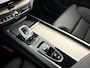 Volvo XC60 T6 Plug-in hybrid AWD Plus Dark | Panoramadak | 360° camera | Head-up Display | Harman Kardon | Stoel- en Stuurverwarming | Trekhaak
