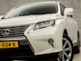 Lexus RX 450h 4WD Luxury Line 300Pk Automaat (SCHUIFDAK, NAVIGATIE, 6 CILINDER, MEMORY SEATS, LEDER, STOELVERWARMING, CAMERA, KEYLESS, LED KOPLAMPEN, NIEUWSTAAT)