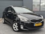 Kia Carens 1.6 GDi Business Pack 7 Persoons,Trekhaak,Dealer Onderhouden,2e Eigenaar,Navi,Clima,Cruise,6 Bak,Pdc,Lm velgen,135pk,N.A.P,Nieuwe Apk bij Aflevering