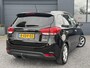 Kia Carens 1.6 GDi Business Pack 7 Persoons,Trekhaak,Dealer Onderhouden,2e Eigenaar,Navi,Clima,Cruise,6 Bak,Pdc,Lm velgen,135pk,N.A.P,Nieuwe Apk bij Aflevering