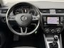 Skoda Octavia Combi 1.2 TSI Greentech Style Navi|Clima|Cruise|PDC V+A|Stoelverwarming|Bluetooth|6 Bak|110pk|APK tot 05-2026