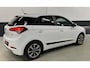 Hyundai i20 1.4 i-Motion Premium / Pano / Navi / Camera / Stoelverwarming