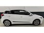 Hyundai i20 1.4 i-Motion Premium / Pano / Navi / Camera / Stoelverwarming