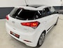 Hyundai i20 1.4 i-Motion Premium / Pano / Navi / Camera / Stoelverwarming