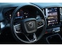 Volvo XC40 B3 Plus Dark | Stoelverwarming | 360° Camera | H/K | Memory Stoelen | Glossy Black