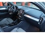 Volvo XC40 B3 Plus Dark | Stoelverwarming | 360° Camera | H/K | Memory Stoelen | Glossy Black