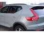 Volvo XC40 B3 Plus Dark | Stoelverwarming | 360° Camera | H/K | Memory Stoelen | Glossy Black