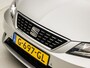SEAT Leon ST 1.4 TSI X-PERIENCE Sport (APPLE CARPLAY, CLIMATE, KEYLESS, GETINT GLAS, SPORTSTOELEN, PARKEERSENSOREN, SFEERVERLICHTING, LM VELGEN, NIEUWSTAAT)