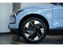 Volvo EX30 Single Motor Extended Range Plus 69 kWh | Verwarmde Voorstoelen en Stuurwiel | Warmtepomp | 19'' Lichtmetalen Velgen | Achteruitrijcamera | AppleCarplay / AndroidAuto | Keyless Entry/Start