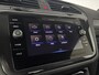Volkswagen Tiguan 1.4 TSI eHybrid R-Line | Black Style pakket | Trekhaak wegklapbaar