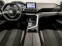 Peugeot 3008 1.2 PureTech Sport 131Pk Automaat (APPLE CARPLAY, GROOT NAVI, 360 CAMERA, SPORTSTOELEN, CRUISE, LANE ASSIST, NIEUWSTAAT)