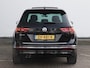 Volkswagen Tiguan 1.5 TSI ACT Highline Business R | Panoramadak | Trekhaak wegklapbaar | Camera | Stoel- en voorruitverwarming |