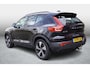 Volvo XC40 Recharge P8 AWD 78 kWh R-Design | Trekhaak | Panoramadak | Stoel- en stuurverwarming | Harman Kardon audio | Adaptive cruise control | Warmtepomp | BTW auto | Achteruitrijcamera | Voorruitverwarming | Parkeersensoren voor + achter |