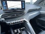 Peugeot 3008 1.2 Turbo 130 pk Automaat Allure Pack Navigatie Camera Carplay Adaptieve Cruise DAB Stoelverwarming Keyless Led 18 Inch Velgen Zwart Dak Parkeersensoren Getint Glas 1e Eigenaar in nieuwstaat
